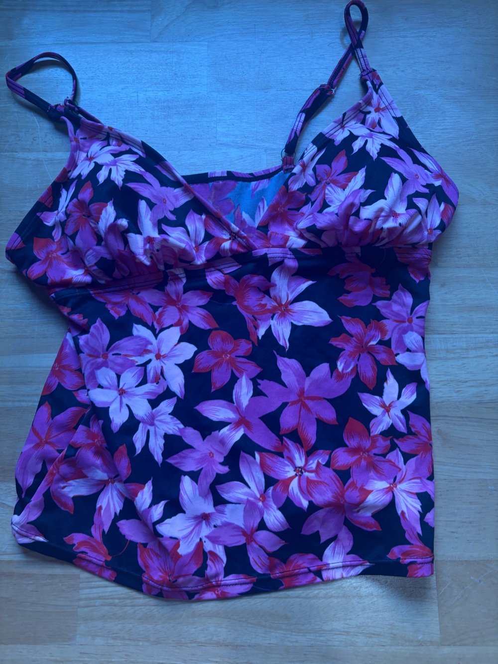 Women’s swim top